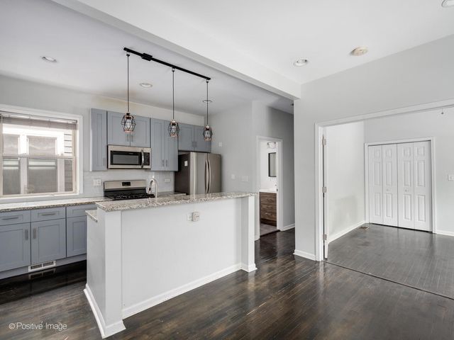 5134 N Oakley Avenue 2F, Chicago, IL 60625