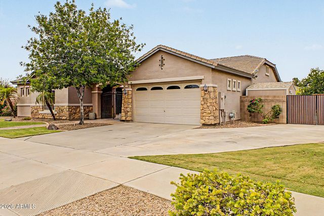 19006 E ARROWHEAD Trail, Queen Creek, AZ 85142