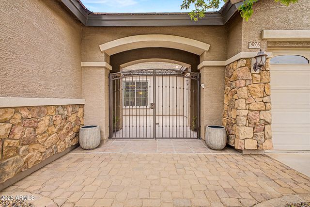 19006 E ARROWHEAD Trail, Queen Creek, AZ 85142