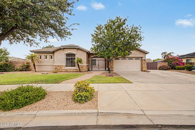 19006 E ARROWHEAD Trail, Queen Creek, AZ 85142