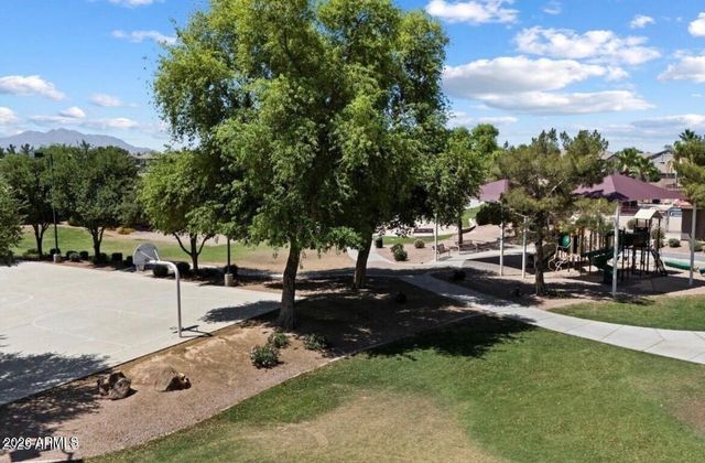 19006 E ARROWHEAD Trail, Queen Creek, AZ 85142
