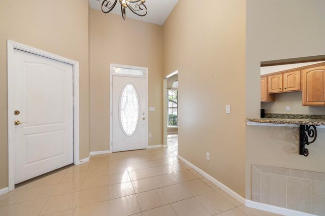 1309 Bent Willow Lane, Louisville, KY 40214