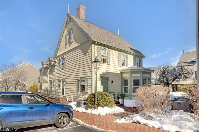 1 Murray Hill Sq 1, New Providence Boro, NJ 07974