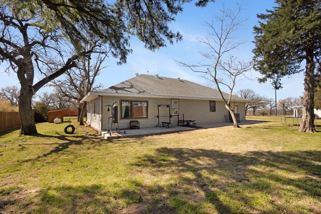 1262 County Road 4360, Decatur, TX 76234
