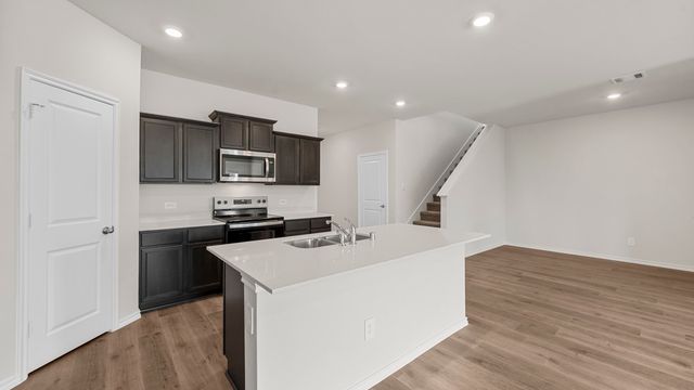 2008 Reveille Way, Terrell, TX 75160