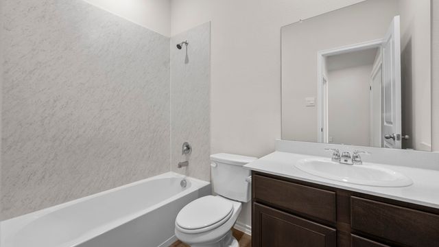 2008 Reveille Way, Terrell, TX 75160