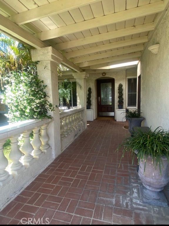 Image 3 of property listing at 275 W Shadwell, Carson, CA 90745