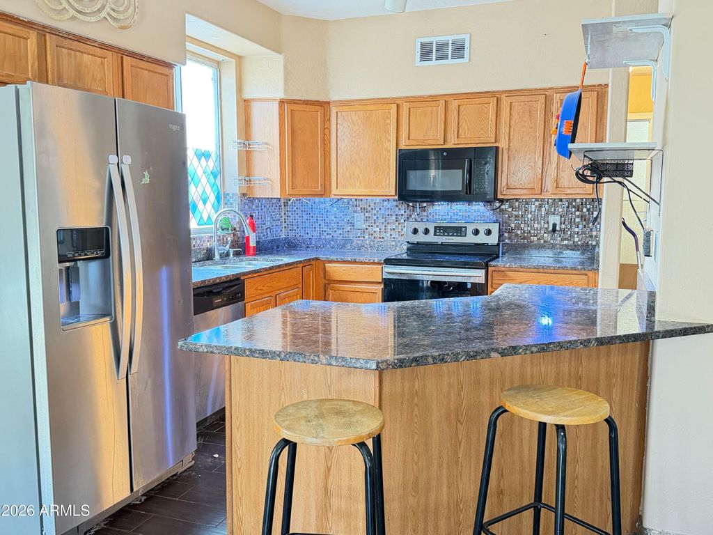 3133 E KRISTAL Way, Phoenix, AZ 85050