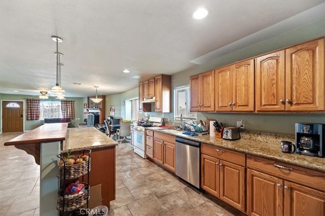 13285 Mesquite, Apple Valley, CA 92308