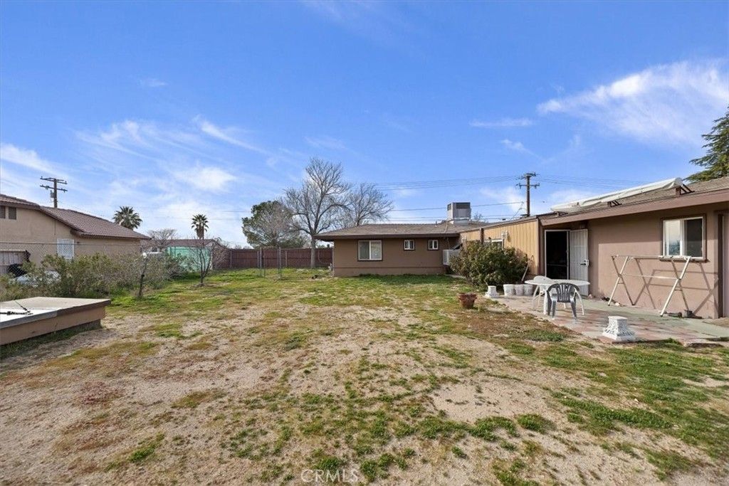 Image 19 of property listing at 13285 Mesquite, Apple Valley, CA 92308