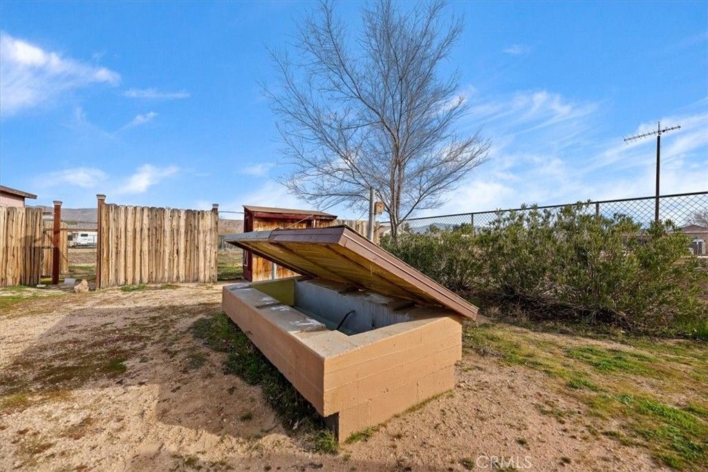 Image 21 of property listing at 13285 Mesquite, Apple Valley, CA 92308