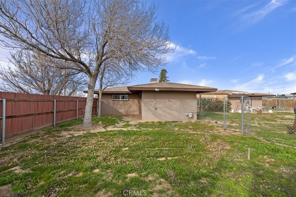 Image 23 of property listing at 13285 Mesquite, Apple Valley, CA 92308