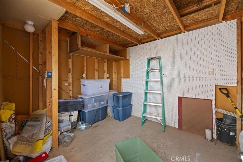 Image 25 of property listing at 13285 Mesquite, Apple Valley, CA 92308