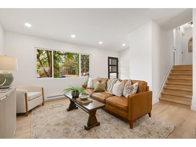 2124 Manchester Dr, Fort Collins, CO 80526
