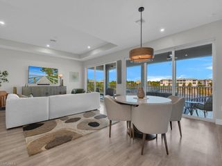 233 Indies DR E 201, Naples, FL 34114