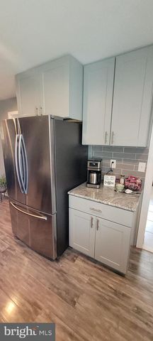 206 BURNSIDE, Jeffersonville, PA 19403