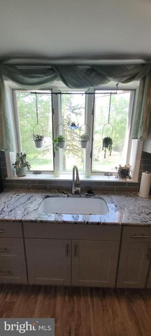 206 BURNSIDE, Jeffersonville, PA 19403