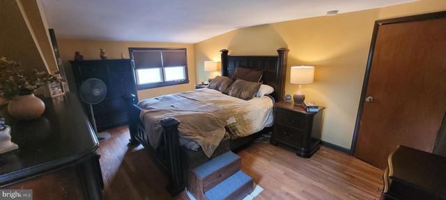 206 BURNSIDE, Jeffersonville, PA 19403