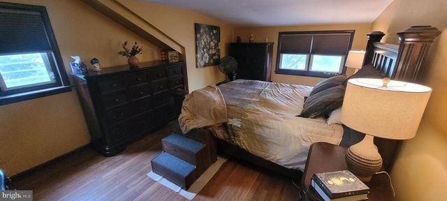 206 BURNSIDE, Jeffersonville, PA 19403