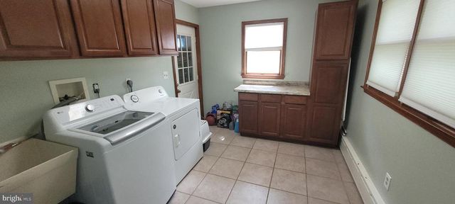 206 BURNSIDE, Jeffersonville, PA 19403