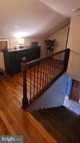 206 BURNSIDE, Jeffersonville, PA 19403