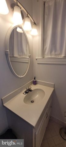 206 BURNSIDE, Jeffersonville, PA 19403