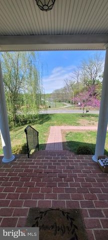 206 BURNSIDE, Jeffersonville, PA 19403