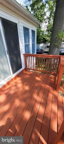206 BURNSIDE, Jeffersonville, PA 19403