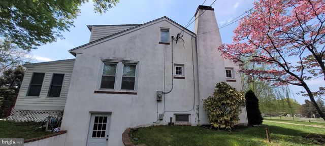 206 BURNSIDE, Jeffersonville, PA 19403