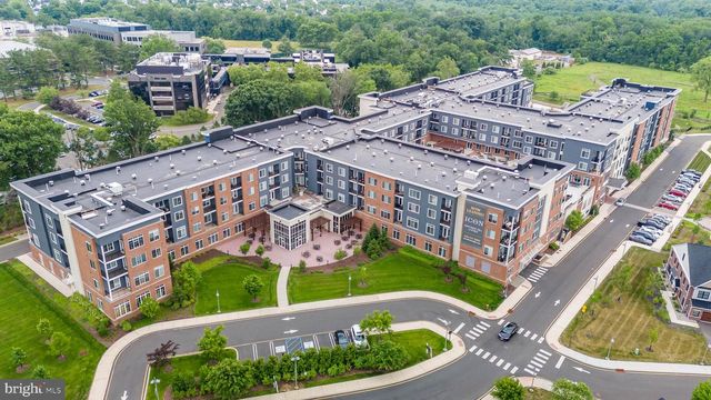 34 RIVERWALK, Plainsboro, NJ 08536