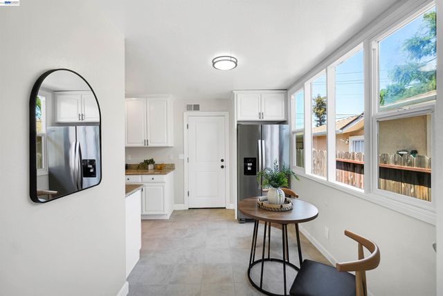31032 Carroll Ave, Hayward, CA 94544