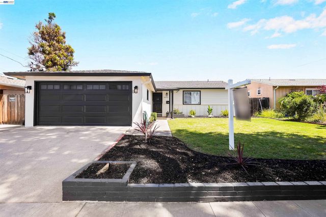 31032 Carroll Ave, Hayward, CA 94544