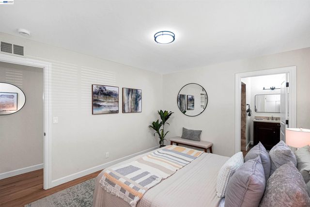 31032 Carroll Ave, Hayward, CA 94544