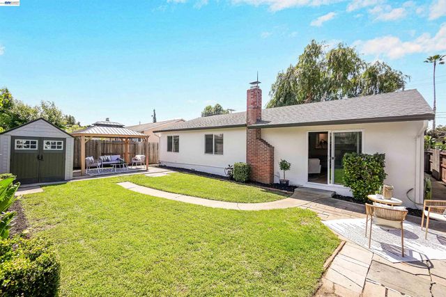 31032 Carroll Ave, Hayward, CA 94544