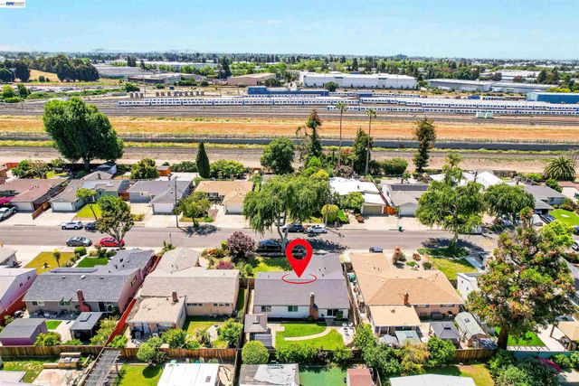 31032 Carroll Ave, Hayward, CA 94544