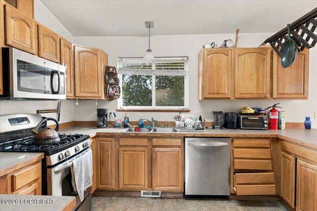 540 W Montana Drive, Palmer, AK 99645