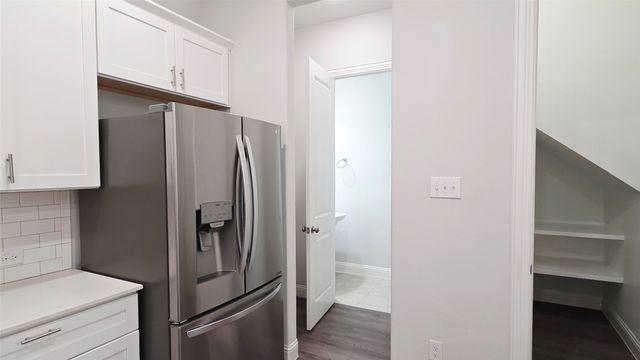 1494 Windermere Way, Farmers Branch, TX 75234