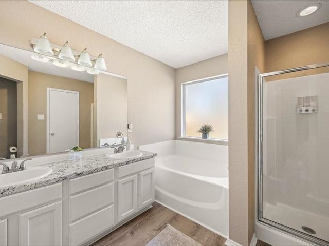 306 Dalhart Court, Weatherford, TX 76086