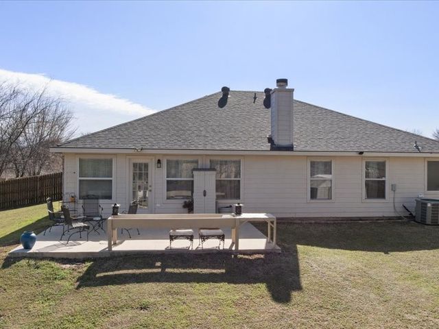 306 Dalhart Court, Weatherford, TX 76086