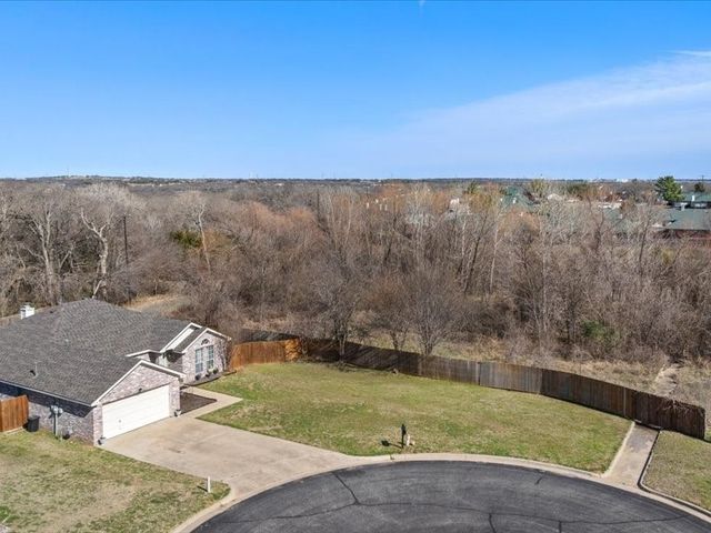 306 Dalhart Court, Weatherford, TX 76086