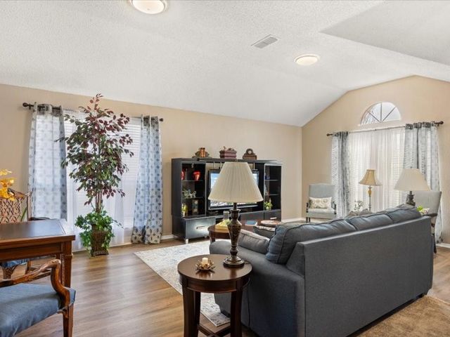 306 Dalhart Court, Weatherford, TX 76086