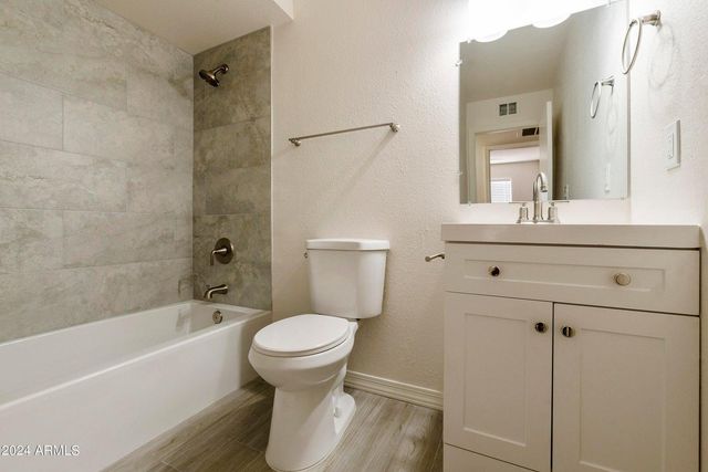 3316 E Helena Drive, Phoenix, AZ 85032