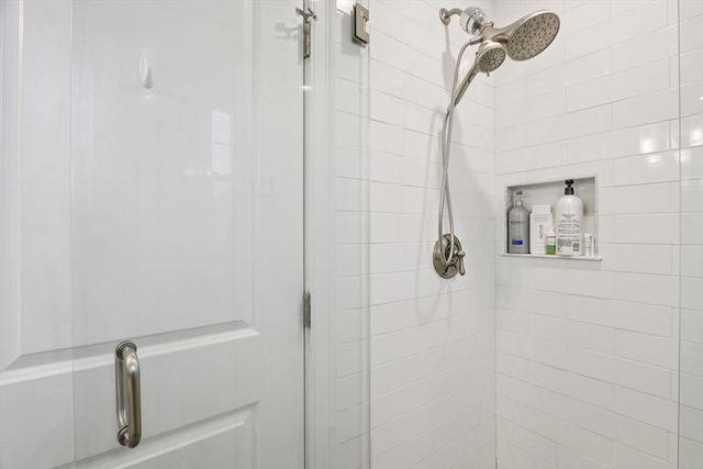 1048 Saratoga St 3, Boston, MA 02128