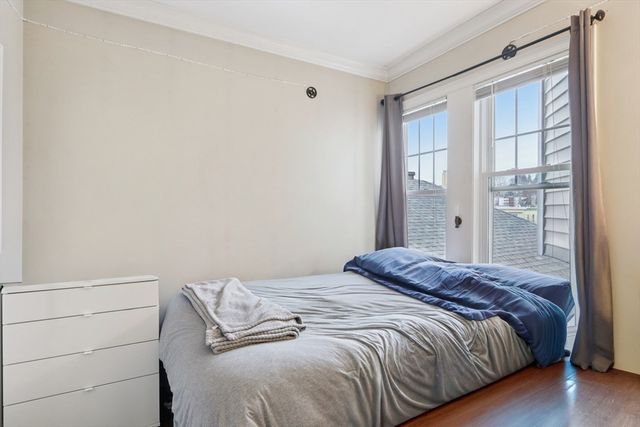 1048 Saratoga St 3, Boston, MA 02128