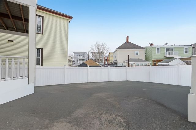 1048 Saratoga St 3, Boston, MA 02128
