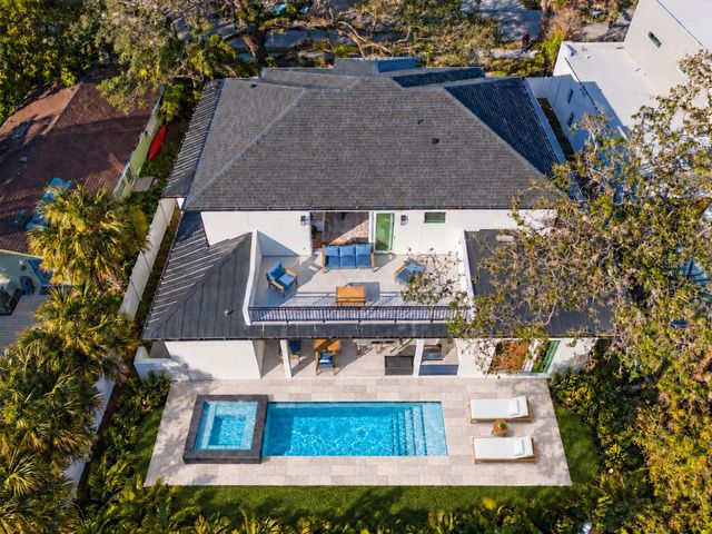 2420 FLOYD STREET, Sarasota, FL 34239
