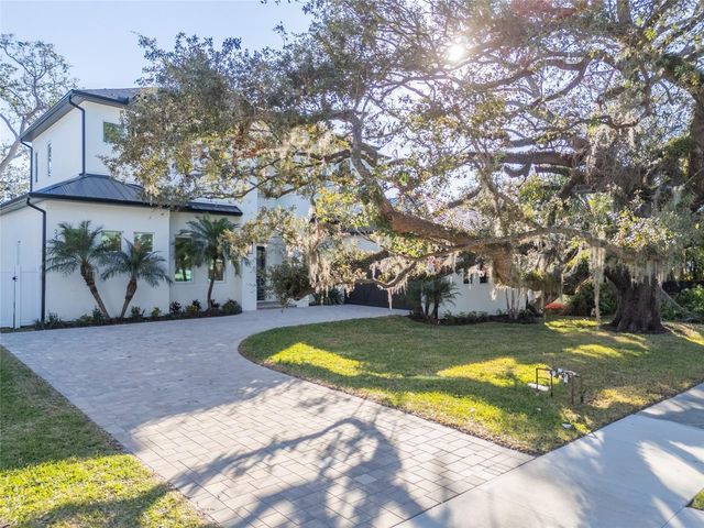 2420 FLOYD STREET, Sarasota, FL 34239