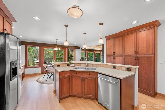 601 Willow Road, Bellingham, WA 98225