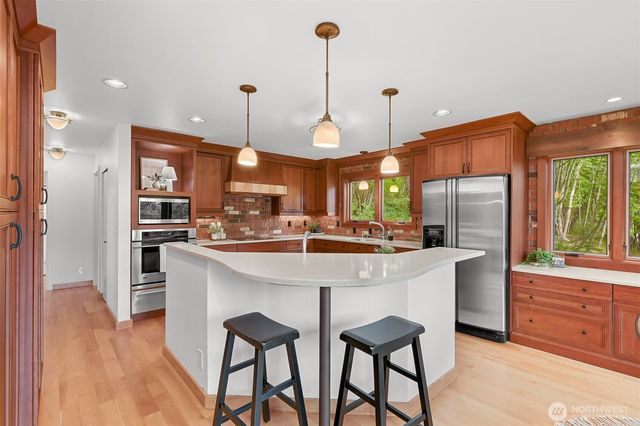 601 Willow Road, Bellingham, WA 98225