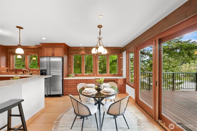 601 Willow Road, Bellingham, WA 98225